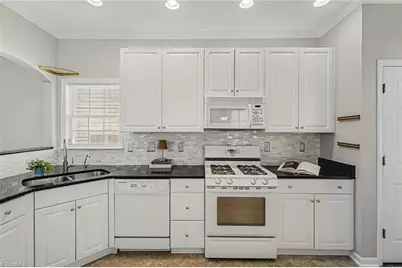119 Riverwalk Lane, Jamestown, NC 27282 - Photo 9