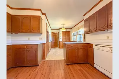 1303 Briarcliff Road, Burlington, NC 27215 - Photo 9