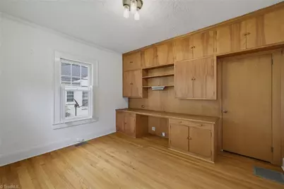 220 Woodrow Avenue, High Point, NC 27262 - Photo 11