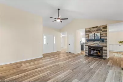 2021 Warwickshire Drive, Greensboro, NC 27455 - Photo 7