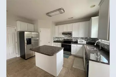335 Summergate Drive, Winston-Salem, NC 27103 - Photo 9