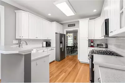 7600 Pond Court, Kernersville, NC 27284 - Photo 17