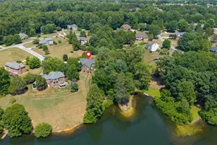 7600 Pond Ct, Kernersville, NC 27284 - Photo 5