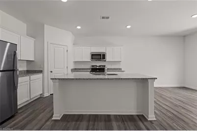1002 Riverbank Drive, Kernersville, NC 27284 - Photo 5