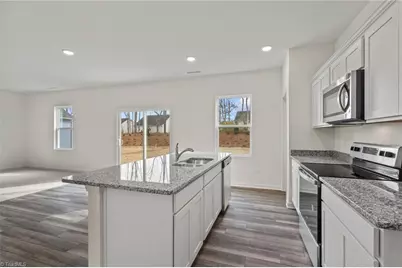 1008 Riverbank Drive, Kernersville, NC 27284 - Photo 7