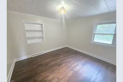 438 Dudley Street, Burlington, NC 27217 - Photo 29