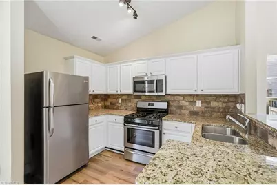 4401 Brecon Lane, Greensboro, NC 27407 - Photo 15