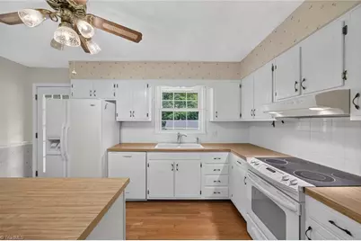 190 Farmbrooke Lane, Winston-Salem, NC 27127 - Photo 7