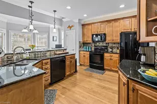 3354 Old Barn Rd, Greensboro, NC 27410 - Photo 9