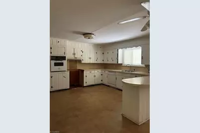 3457 University Parkway, Winston-Salem, NC 27106 - Photo 13