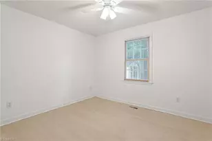 319 Westridge Dr, Burlington, NC 27215 - Photo 15