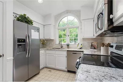 319 Westridge Drive, Burlington, NC 27215 - Photo 5
