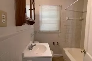 908 Glenwood Ave, Greensboro, NC 27403 - Photo 9