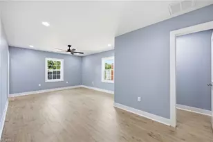 1118 Border St, Burlington, NC 27217 - Photo 9