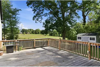 3221 Settle Bridge Road, Stoneville, NC 27048 - Photo 27