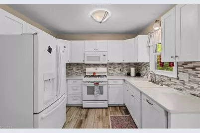 2418 Quaker Landing Road, Greensboro, NC 27455 - Photo 13