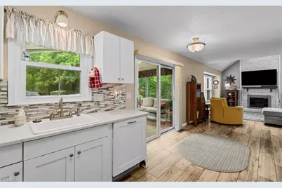 2418 Quaker Landing Road, Greensboro, NC 27455 - Photo 15