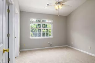 4642 Cross Ridge Ln, Greensboro, NC 27410 - Photo 11