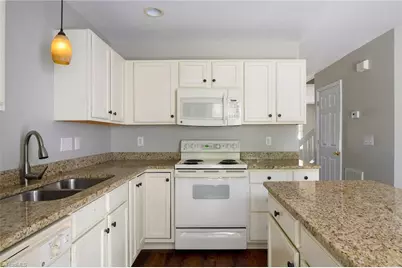 4642 Cross Ridge Lane, Greensboro, NC 27410 - Photo 9