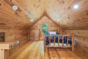 605 Valley View Dr, Purlear, NC 28665 - Photo 15