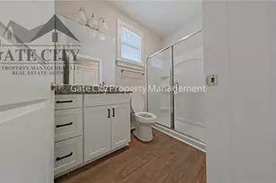 306 Oakwood St, High Point, NC 27262 - Photo 7