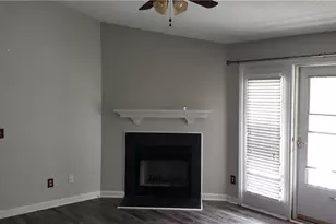 803-E Moultrie Ct, Greensboro, NC 27409 - Photo 3