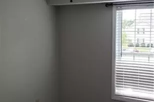 803-E Moultrie Ct, Greensboro, NC 27409 - Photo 9