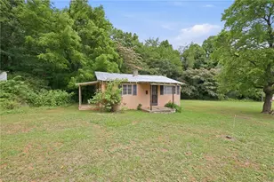 210 Oak Grove Rd, Elkin, NC 28621 - Photo 45