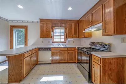 265 Rolling Green Drive, Wallburg, NC 27107 - Photo 15