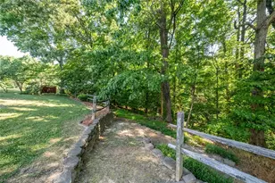265 Rolling Green Dr, Winston-Salem, NC 27107 - Photo 5