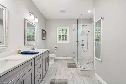 706 W Cornwallis Drive, Greensboro, NC 27408 - Photo 23
