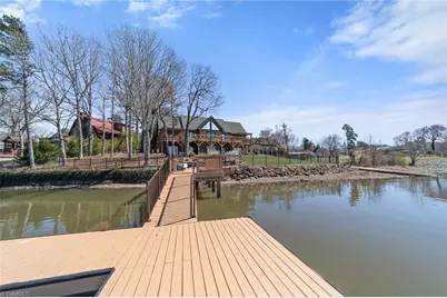 423 N Shore Drive, Lexington, NC 27292 - Photo 15