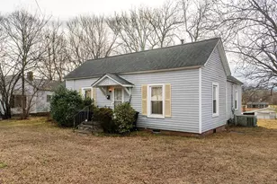 1010 Attica St, Burlington, NC 27217 - Photo 3
