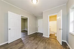 1901 N Dunleith Ave, Winston-Salem, NC 27105 - Photo 9