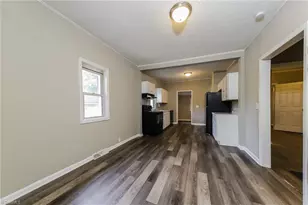 1901 N Dunleith Ave, Winston-Salem, NC 27105 - Photo 5