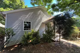 911 17th St, Winston-Salem, NC 27105 - Photo 7