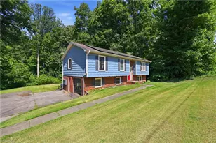 4810 Hemphill Dr, Winston-Salem, NC 27105 - Photo 3
