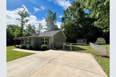 1 Lambeth Drive, Thomasville, NC 27360 - Photo 3