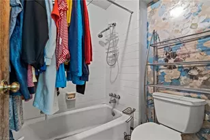 5718 Oak Tree Rd, Greensboro, NC 27455 - Photo 21