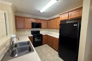 607 Westpark Ct, Winston-Salem, NC 27103 - Photo 5