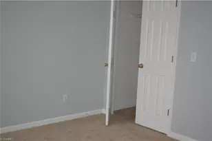 484 Dunwood Dr, High Point, NC 27265 - Photo 23