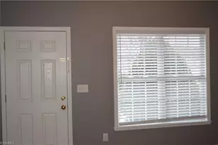 484 Dunwood Dr, High Point, NC 27265 - Photo 9