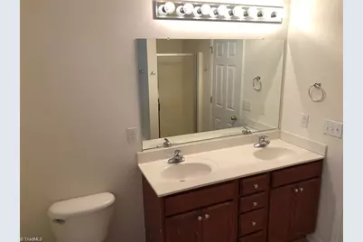 484 Dunwood Drive, High Point, NC 27265 - Photo 33
