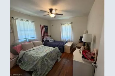808 Donnell Street, Kernersville, NC 27284 - Photo 17