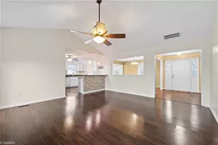 6721 River Hills Dr, Greensboro, NC 27410 - Photo 15