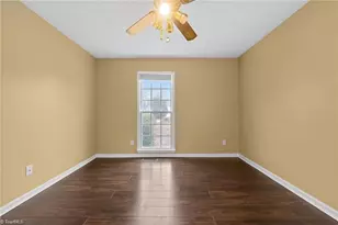 6721 River Hills Dr, Greensboro, NC 27410 - Photo 21