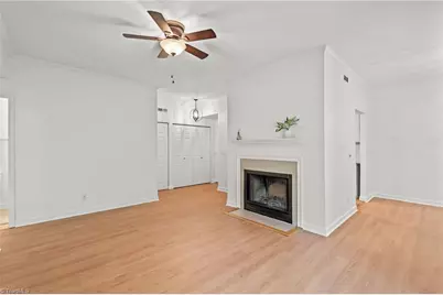 310 Meadows Circle, Winston-Salem, NC 27104 - Photo 7