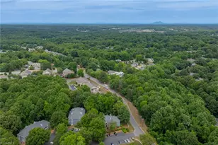 310 Meadows Cir, Winston-Salem, NC 27104 - Photo 31
