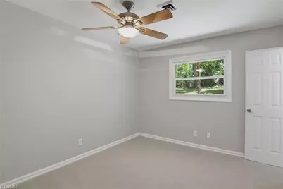 905 Camden Court, Winston-Salem, NC 27103 - Photo 15