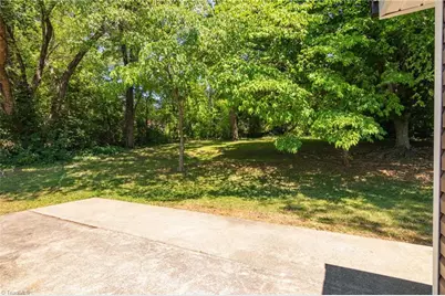 905 Camden Court, Winston-Salem, NC 27103 - Photo 23